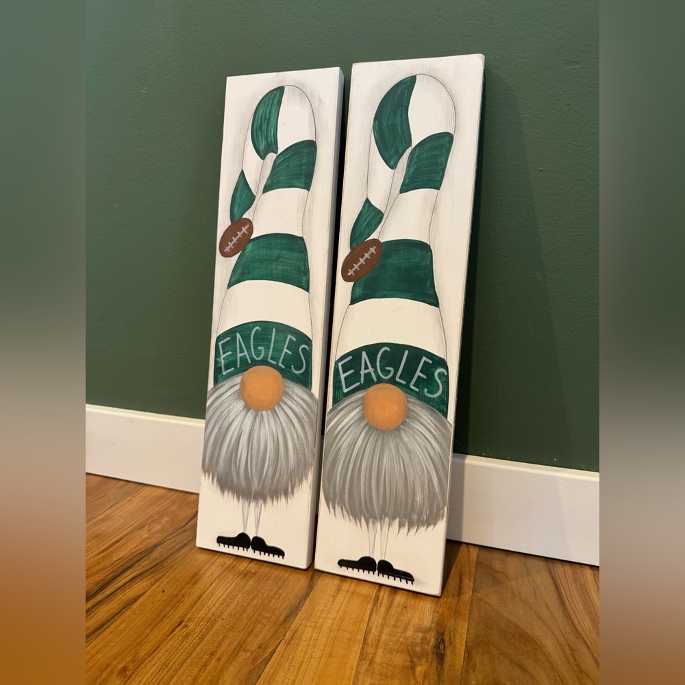 Eagles theme Gnome painting